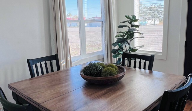 Charming 2-bedroom house with WiFi in Center in Center