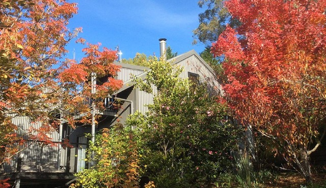 Cloudsong Chalet 4 - Close to the village centre! in KANGAROO VALLEY