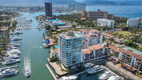 Comfort and Style by the Sea in Marina Vallarta