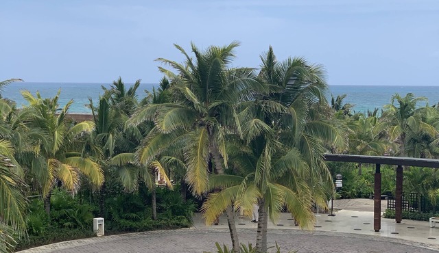 Comfortable 1 bedroom suite located in in the exclusive Vidanta properties!