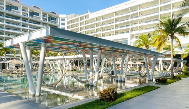 Cozy 1-bedroom condo with AC in charming Cancún