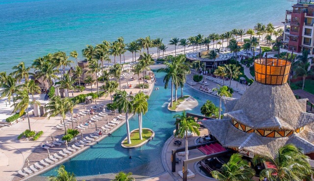 Cozy 2-BR Condo at Villa Del Palmar Cancun Beachfront Resort & Spa- Sleeps 6