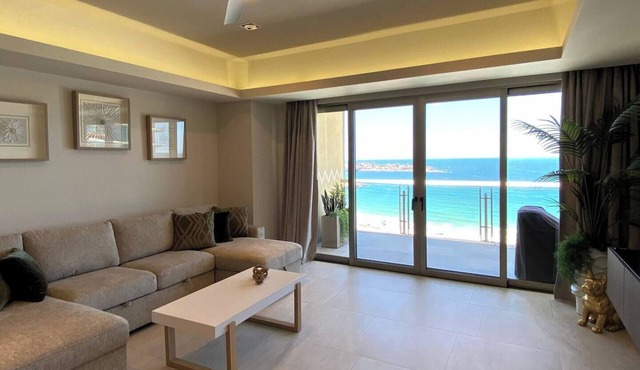 Cozy & modern beachfront one bedroom