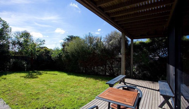 Debonair 1 in Anglesea