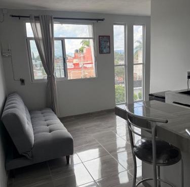 Depto Centrico con vista y cocina equipada