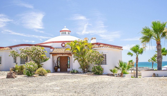 El Perico Bizco – Beachfront, Rocky Point