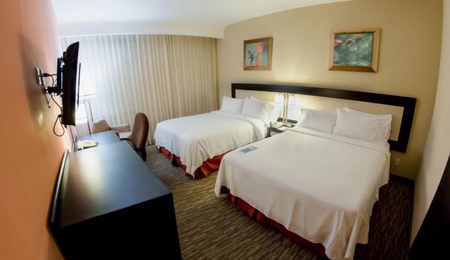 Excellence Express & Suites