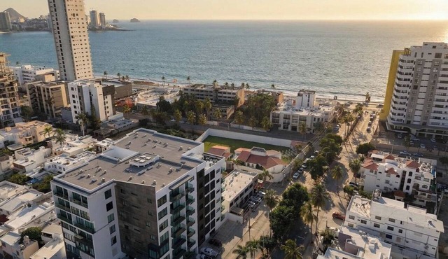 Family apartment with roof and great location