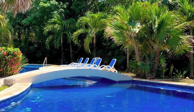 Golf Course Condo with Pool & Beach Access