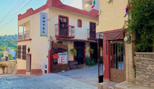 Hotel Casa de Los Abuelos