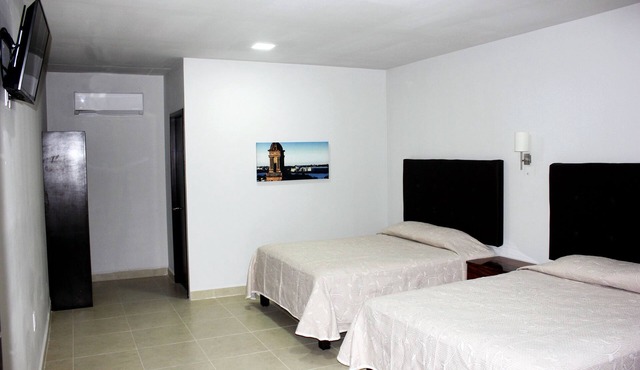 Hotel Tampico Express