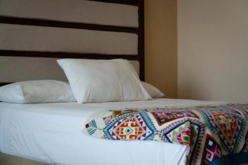 Infinity Suites doble room 202