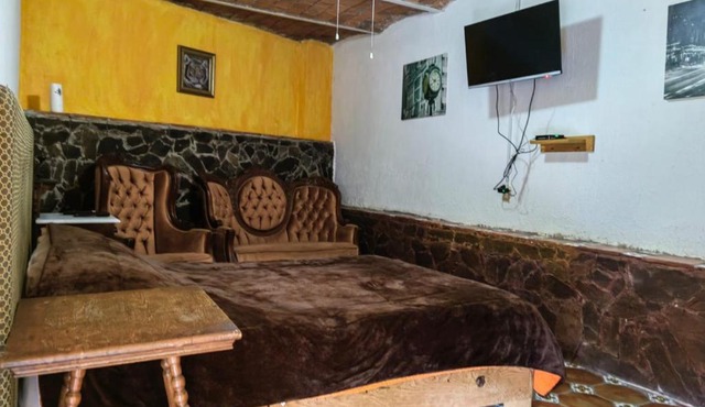LA CASA DE LOS MANGOS AJIJIC
