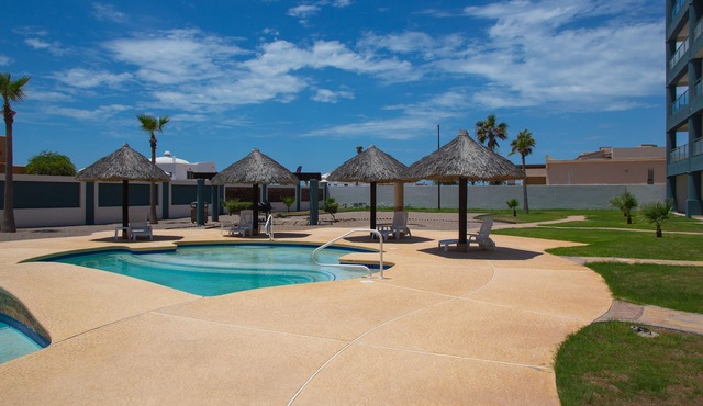 Linda Vista 105 (2Bedroom-2Bathroom) By FMI Rentals