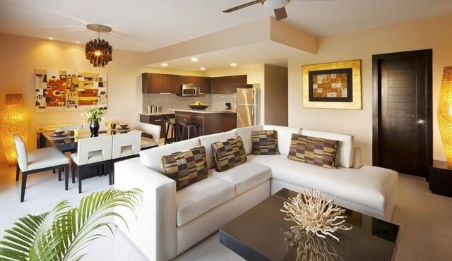 Luxurious Suite w/King Bed, Balcony, Kitchen, Private Transfers ALL-INCLUSIVE