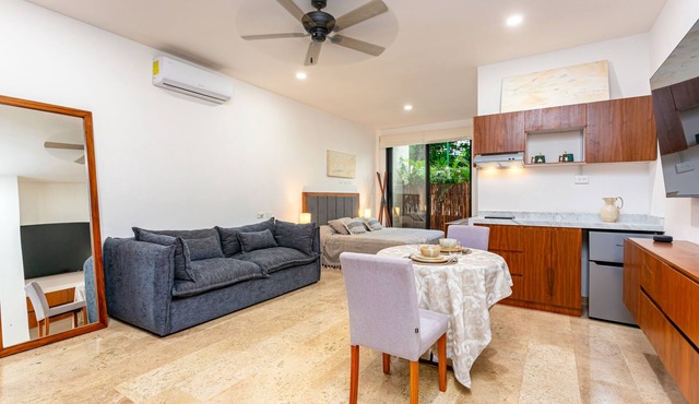 Luxury Loft 5 min from the beach!