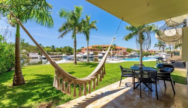 Marinafront Condo with Pool and Private Terrace