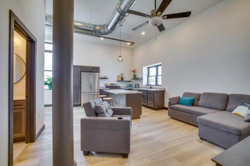 Modern, Open-Concept Apartment: Downtown Cashton! in Cashton