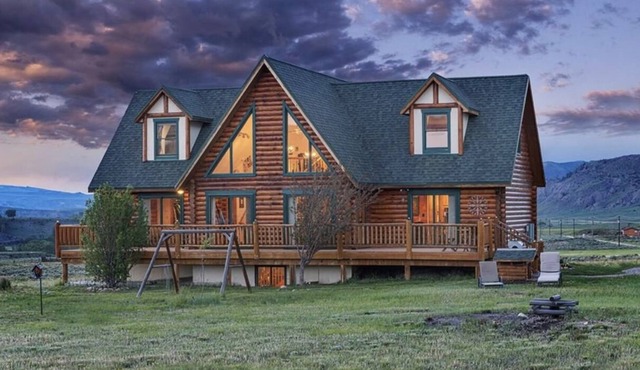 Mountain Home in between Silverthorne and Kremmling! in Silverthorne