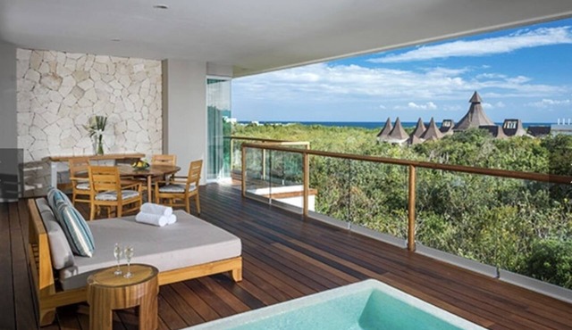 GRAND LUXXE TWO BEDROOM SPA SUITE