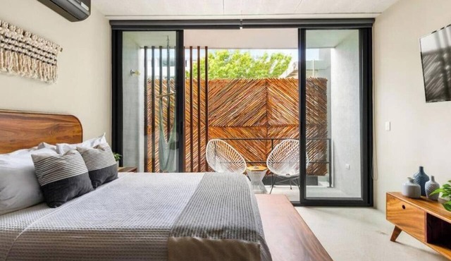 Ocean Boutique Condos