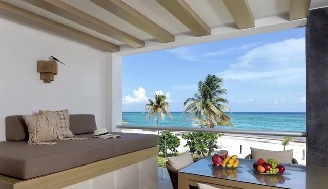 Ocean Front, Playa del Carmen, Mareazul.