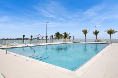 Ocean Isles Seaside Oasis in Marathon