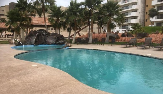 Ocean View Condo with Pools and Easy Beach Access