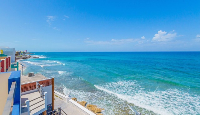 Oceanfront Villa – Private 2 Suites – Walk to Playa Norte and Downtown