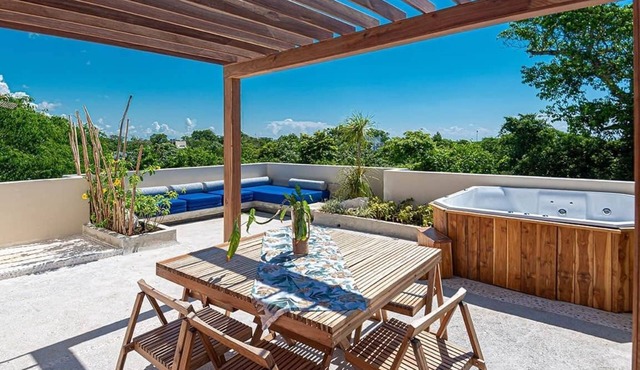 PENTHOUSE PRINCE, loft & rooftop jaccuzi spa