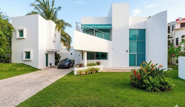 Playacar Villa, Private Pool, Patio & Balcony