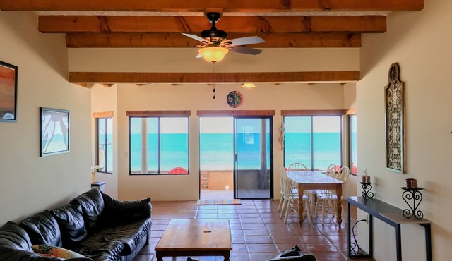 PROMO-Beach Front on a Sandy Beach, Hi speed Wi-Fi- Gated community