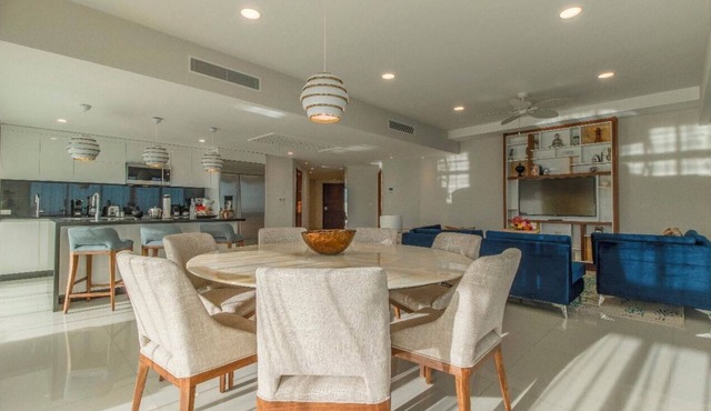 Resort with 3 bedrooms and AC in cool Cancún
