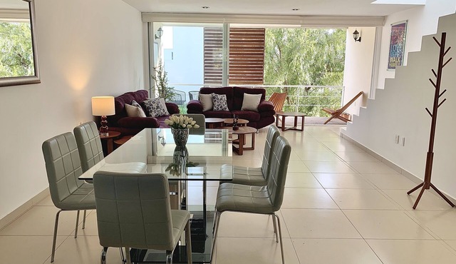 Safe, Bright, Serene & Lovely Condo with pool in QRO
