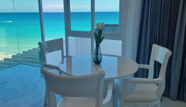 Sand and sea, new exclusive beach front apartment