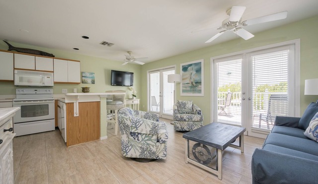Sand Crab Cabana WEEKLY RENTAL 7 nights minimum! Truman Annex in Key West