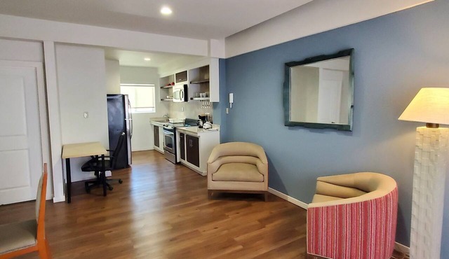 Spacious 2 bedroom apartment by the bullring