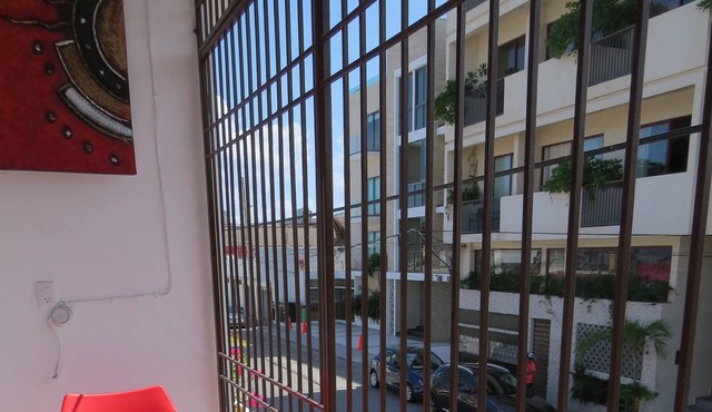 Spacious loft for 6 people in Downtown Playa