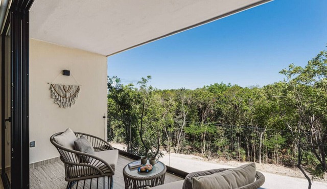 Stellar 2BR w Beach Club | Work Desk | Gym & Yoga Access