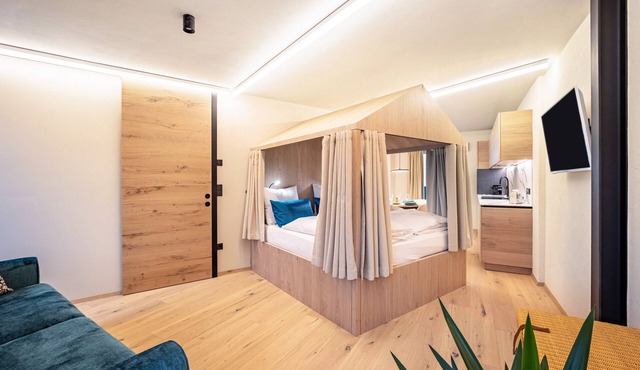 Studio Apartment 'Avia Living Elisabeth' with Mountain View and Wi-Fi in Brunico
