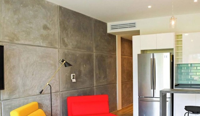 Studio w/rooftop pool, Coco Beach steps