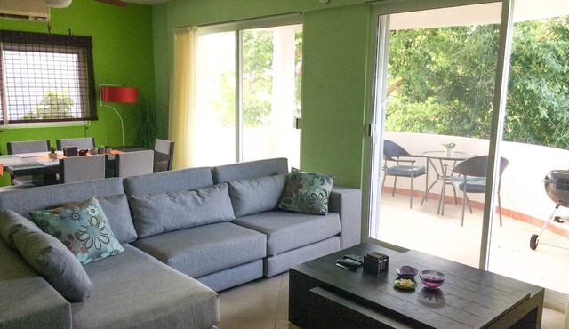 Superb location. Brand new condo. Close to beach and shopping!