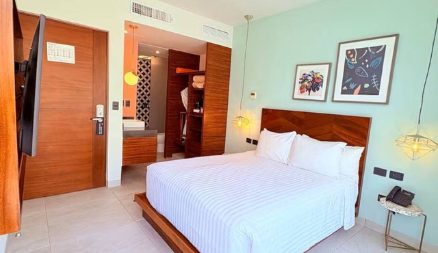 Unique suite in one of the best Hotels in Playa