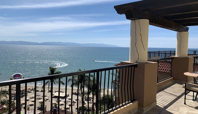 VDP FLAMINGOS - 2 BEDROOM WATERFRONT PENTHOUSE - VILLA DEL PALMAR FLAMINGOS