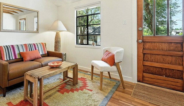 Walkable Boulder Apt/Steps from Trails + Parks/30+ night minimum in Boulder