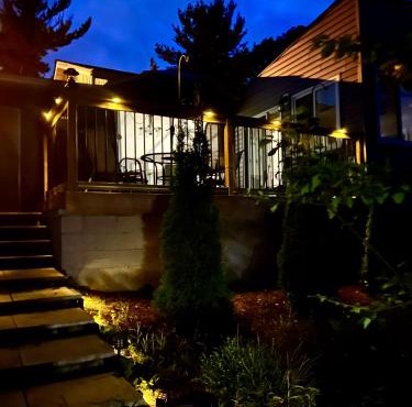 Waterfront 3-bedroom cottage with great view in Parry Sound