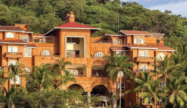 Worldmark Zihuatanejo, 1 bd rm Penthouse check in Nov 5 check out Nov 13