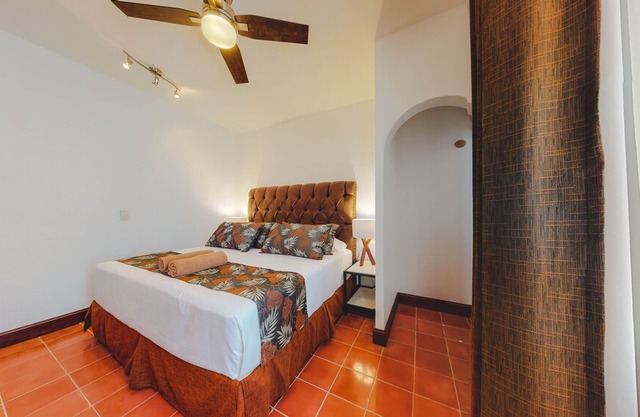 Beautiful in town 3 Beds. 2 Bath one block from Malecon Casa de los Escritores 2nd. floor. 3BD Condo for rent in Downtown, Puerto vallarta