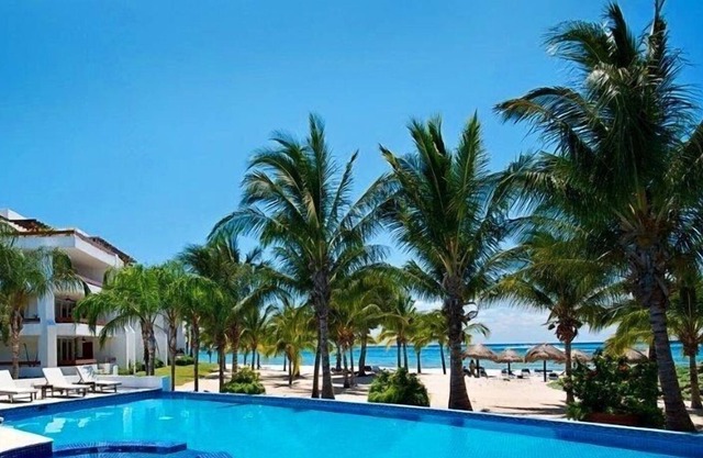 Beautiful & Romantic One Bedroom Condo At Residencias Reef With Great Amenities