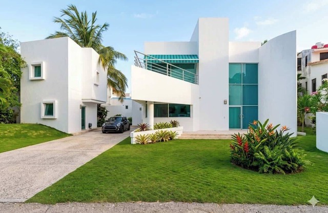 Playacar Villa, Private Pool, Patio & Balcony